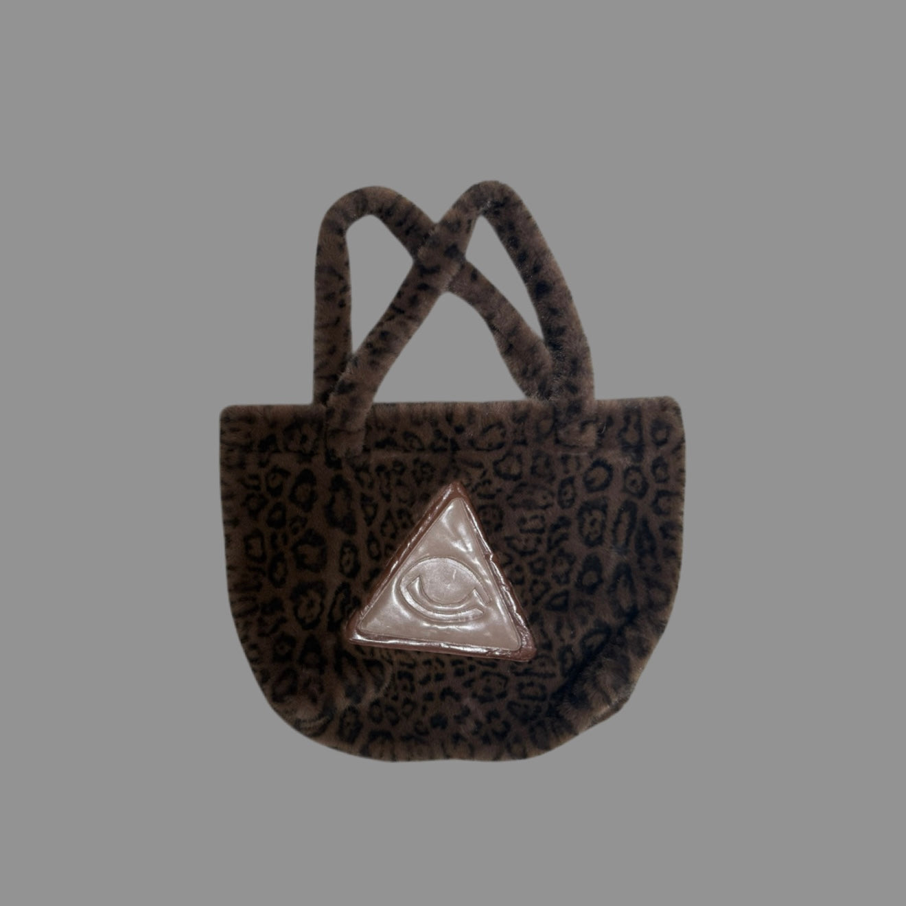 BIG TRIANGLE LEATHER PATCH BAG